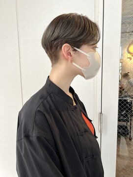 モーメント(a moment) 刈り上げショートxクリアオリージュ