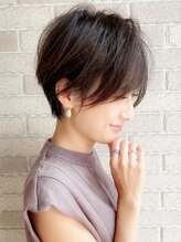 アース 栄店(HAIR&MAKE EARTH)