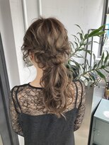ロク 高田馬場(lok)&nbsp;大人ゆるふわポニーテール【高田馬場、ヘアアレンジ】