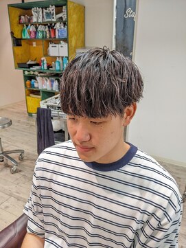 コワファーストナガサキシャンプーボーイ(COIFF1RST NAGASAKI SHAMPOO BOY) vマッシュ×細束ソフトスパイラル