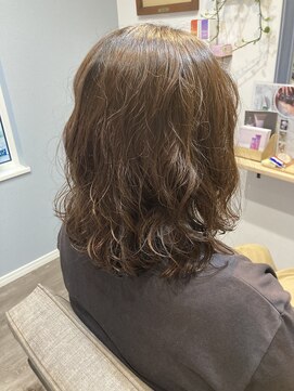 ベル ヘアアンドヘッドスパ(Belle Hair&Head spa) ミディアム×デジタルパーマ