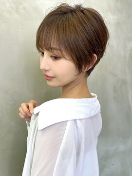 ロンド ストラーダ 心斎橋(Lond strada) ショート×ハイライト白髪ぼかし×小顔ショート[心斎橋]