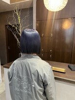アールトゥーヘアー(art To Hair) ブルー/ボブ/切りっぱなし