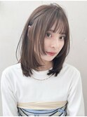 フェイスレイヤーミディアムフルバングアッシュベージュ