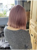【ピンクベージュ】×【切りっぱなしボブ】