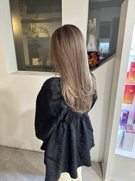 タオ 河原町(Tao) milk tea beige