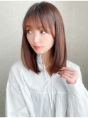 シースルー前髪ベージュカラーヨシンモリ美髪ストレートヘア艶髪