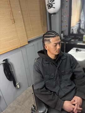 バーバーショップライズ 2nd(barber shop RAIzE) 5本コーンロウ