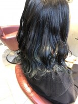 エム インターナショナル 春日部本店(EMU international)&nbsp;インナーカラー☆黒×青