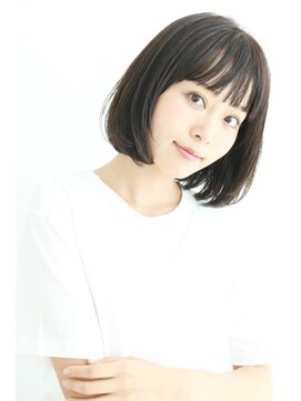 ムルチュラカメアリ(muruchura KAMEARI) オリーブアッシュのミニマムボブ