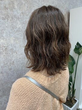 ソワンドゥブレス 瓜破店(soin de brace) 外ハネウェーブパーマ♪