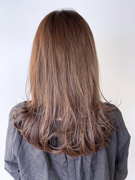 アイティーバイアルバム 八王子店(IT by ALBUM) グレージュレイヤーセミロング_フェザーバング_ba346091