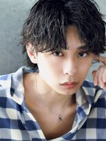 フィフス 原宿(fifth)&nbsp;センターパートウルフ波巻きスパイラルパーマツーブロック