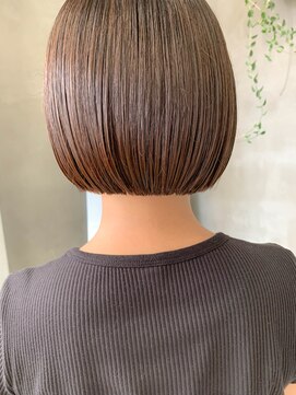 テトヘアー(teto hair) 切りっぱなしボブ、ぷつっとボブ、パッツン前髪、ミニボブ
