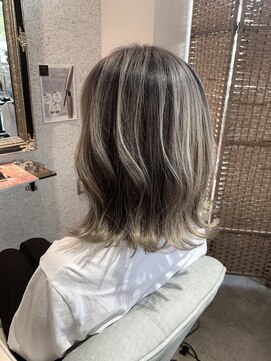 ナブラ(NABLA) シャドールーツ/バレイヤージュ