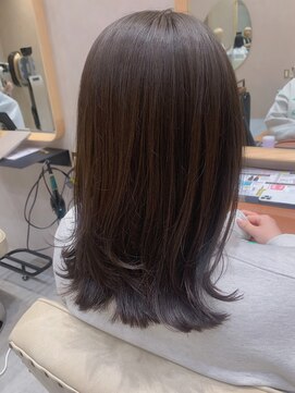 ガーデンヨコハマエスト(GARDEN YOKOHAMA est) 似合わせカット 透明感カラー イメチェン ミディアムレイヤー