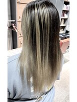 トリニティ(trinity) ハイライトカラーミルクティーベージュケアブリーチダブルカラー