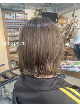サード(Third) 切りっぱなしボブ＊外ハネパーマ
