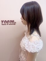 ルーム シンサイバシ(room shinsaibashi)&nbsp;☆EMI☆フェザーレイヤーミディ