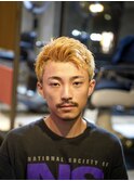 メンズカットアップバングハイトーンツーブロックショート