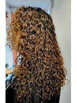 ヘアーメイクデコトウキョウ 鹿児島 天文館店(hair make Deco.Tokyo)&nbsp;鹿児島　スパイラルパーマ、クリクリクルクル、特殊パーマ