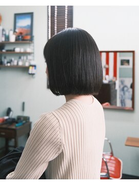 ウィーク(WiiK) グレージュ