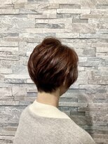 ヴィソップ(V.S.O.P)&nbsp;【クーポン付き】ハイライト白髪ぼかしでふんわりショート