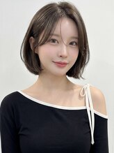 ローウェ 京都四条河原町(Louwe)&nbsp;ミニボブ/ハイトーン/ぱっつん/切りっぱなし/四条/四条河原町