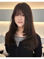 ノラ ウメダ(NORA UMEDA)&nbsp;レイヤーカットチョコレートブラウンブリーチなしダブルカラー