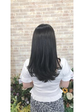 メルティエ(Mertie) ゆる巻きダークブルージュ【Mertie 錦糸町】