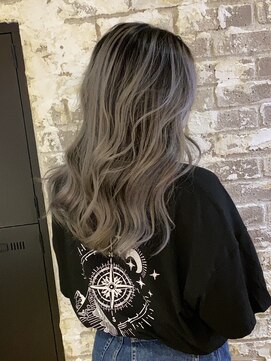 ソル オモテサンドウ 表参道 青山(SOL . OMOTESANDO) ミルクティーベージュダブルカラーインナーカラーケアブリーチ