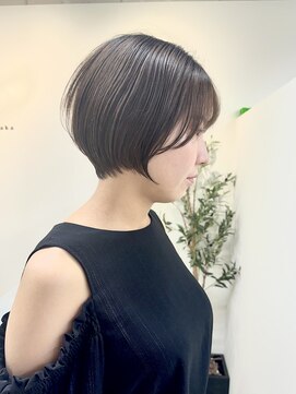 ユニ 江坂(Uni.) 大人可愛い20代30代40代小顔◎マッシュショートボブウルフカット