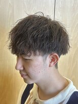 ニアウ 伊勢崎連取店(Niau)&nbsp;波巻きスパイラルパーマツイストスパイラルパーマシャドウパーマ