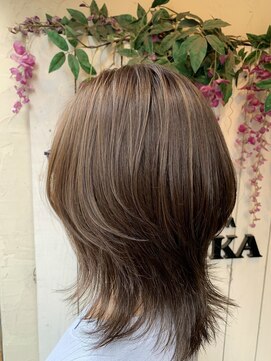 トウカ 船橋駅前店(TOUKA) くびレイヤー/ウルフ/ミディアム/斜めバング[船橋/船橋駅]