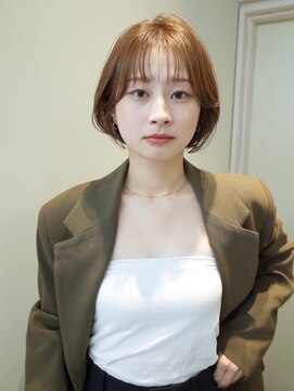 ヒュー 広島(HEW) 透明感ショート