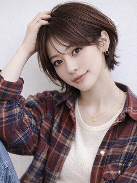 リリアーナ(LILIANA) 池袋 くびれショート 大人ショート オリーブグリーン 髪質改善