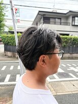 ブランチ(branch) くせ毛を活かしてカジュアルに!センターパートショート!