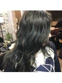 ホワイトハイライト&ダークアッシュ
