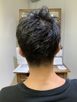 ユーネリー(U-NERY) 刈り上げショート