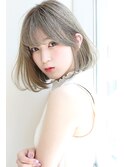 パールベージュ＿グレージュ＿切りっぱなしボブ