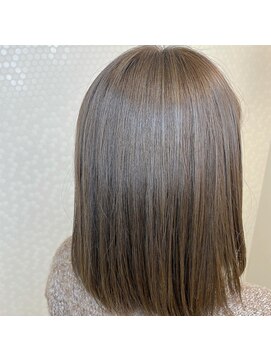 ヘアーアンドメイク ドレス(DRESS) ブリーチ無し　グレージュ