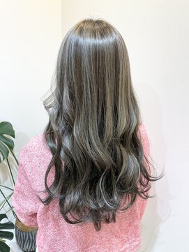 ヘアコレクション アンジュ(Hair collection Unge) 太めハイライト 【名駅】