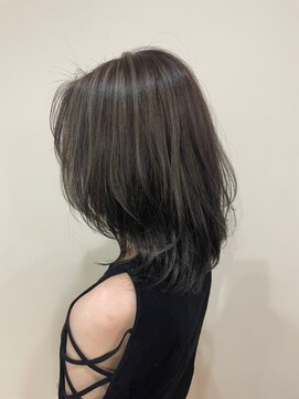 プルス 墨染店(PLUS) ハイライトミディ【墨染駅/藤森駅/伏見駅/ハイライト/透け感】