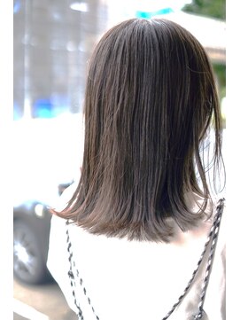 ジョルノ(giorno) 【ジョルノ】モノトーン外ハネミディアム