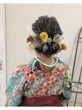 クルト バイ マルカ(KURT by MARUCA) 結婚式二次会入学式卒業式ヘアセットドライフラワーアレンジ袴