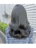 オリーブグレージュ　20代/30代/ブリーチなし
