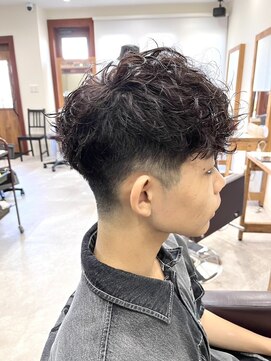 ラポール 南流山店(RAPPOR) 刈り上げショート/ニュアンスデザイン波打ちパーマ/40代50代60代