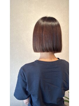 タプ(tapu) ストレートボブ