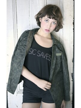 マイティ バイ エイチ(mighty by H) mighty 外国人風ショート