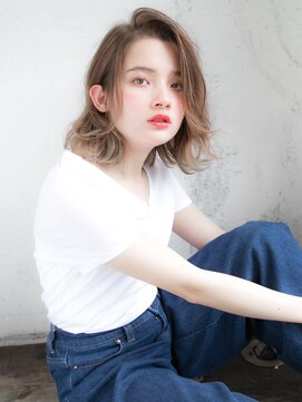 ルティア 池袋(Lutia) かきあげセクシーフェミニン